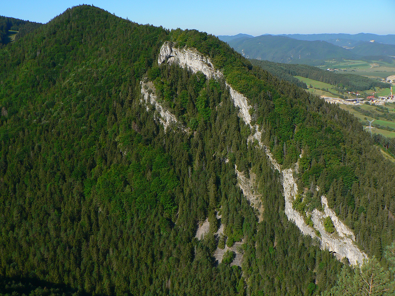Ešte raz Valientov diel, aj s vrcholom... Ešte_raz_Valientov_diel,_aj_s_vrcholom...